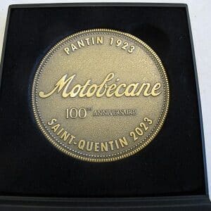 Plaque commémorative 100ème