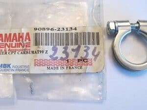 Collier carbu 23134